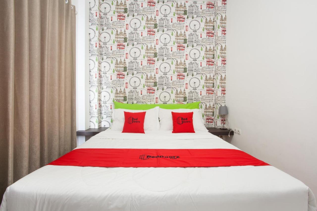 Hotel Reddoorz Near Museum Angkut Batu Batu  Exterior foto