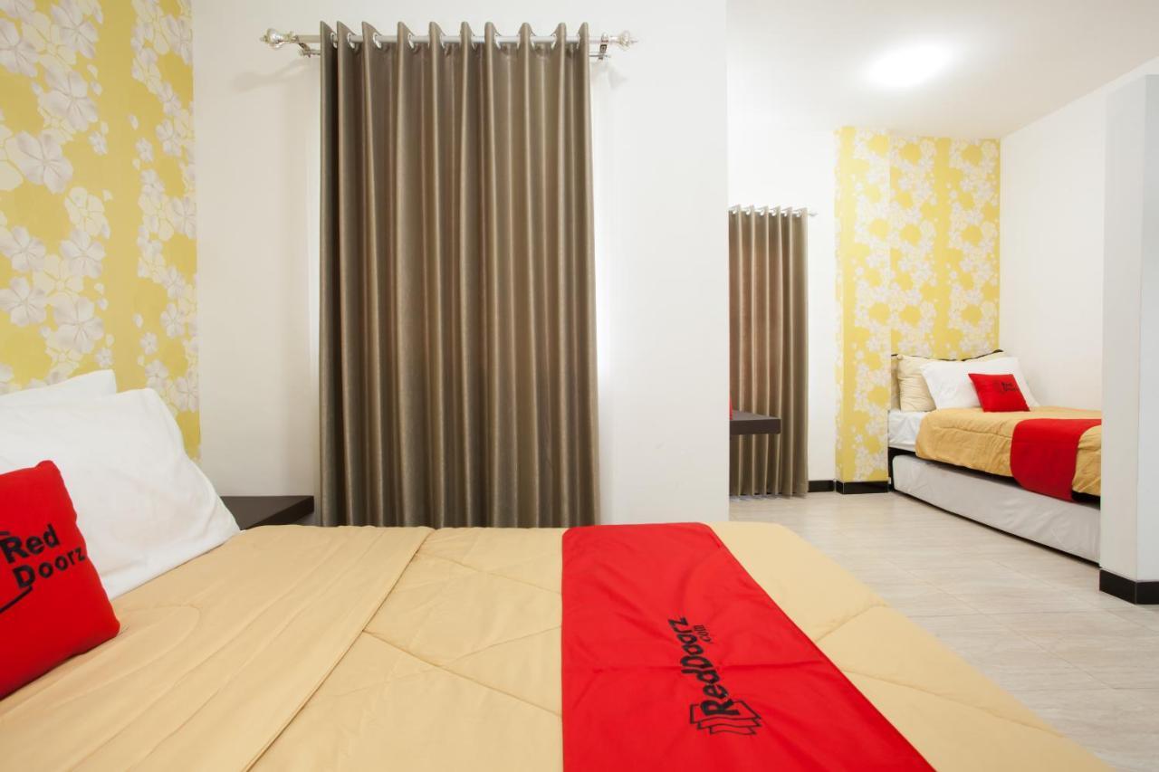 Hotel Reddoorz Near Museum Angkut Batu Batu  Exterior foto